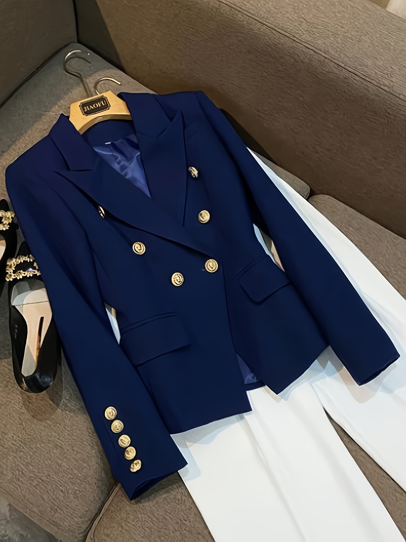 European And American Women S Clothing Solid Color Long Sleeve Double Breasted Gold Buttoned Lapel Blazer College style suit jacket Luxury