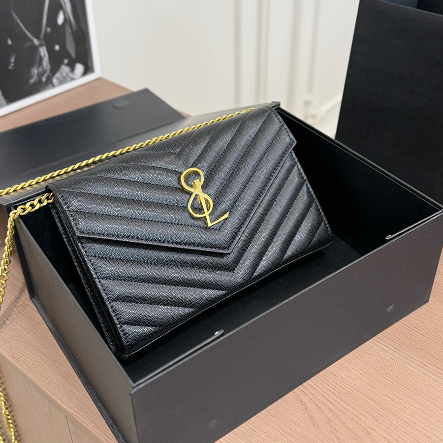 Sacs à bandoulière d'enveloppe de concepteur Femmes Sacs fourre-tout classiques Sac à main Lettre de mode Sac à bandoulière élégant Petit sac de