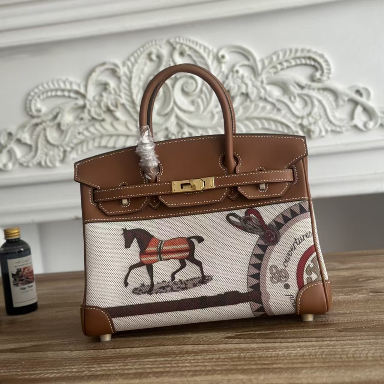 Designer Luxury 10 A Premium Master Craft Genuine Leather New Vintage Fashion Versatile Canvas Women Handbags With Horse Totem Design Sewn with waxe