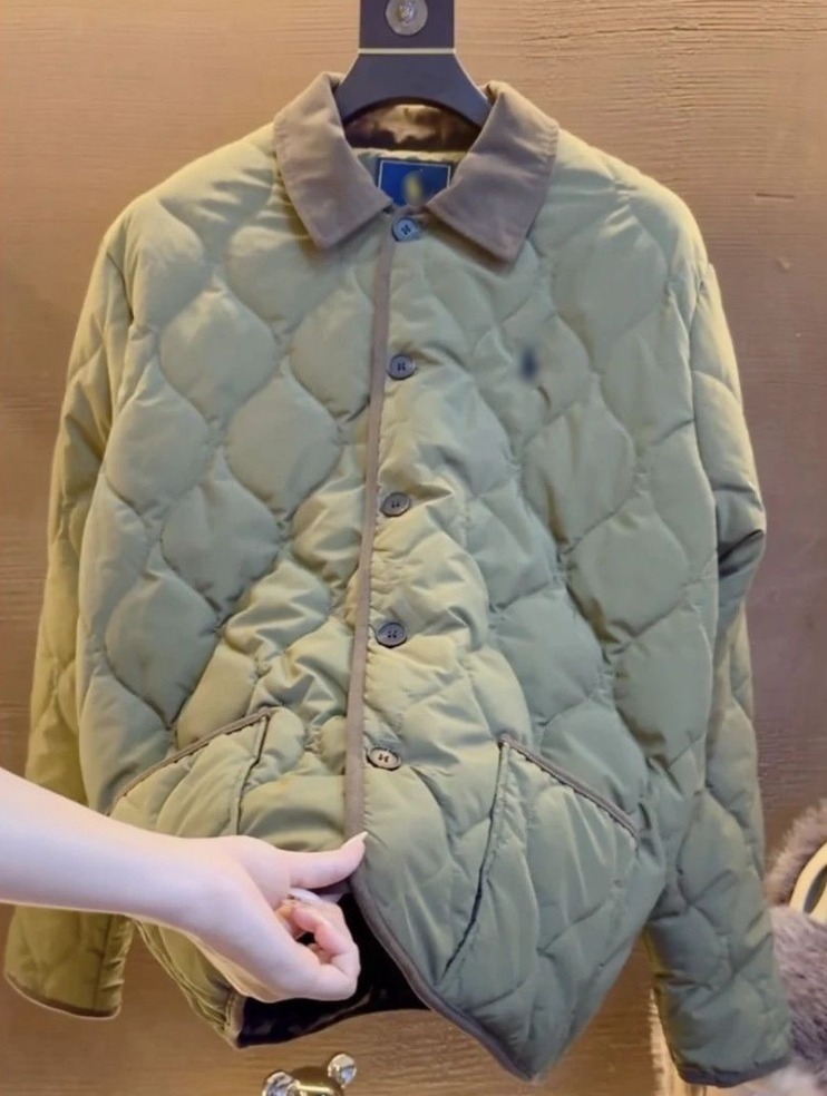 Designers Mens Quilted Jacket with Contrast Corduroy Collar Lightweight Button Up Jacket Warm Padded Workwear Coat Loose Fit Fall Winter Layering Ou