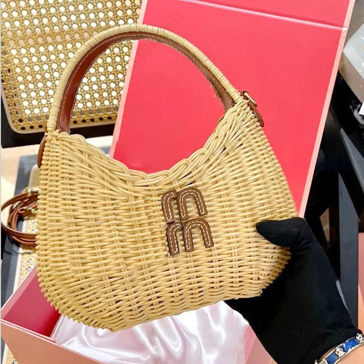 Asdas Tressé Sac sous les bras Luxurys Designer Cross Body Sacs Week-end Fourre-tout Lady Portable Épaule Sacs cosmétiques Wander en osier tissé