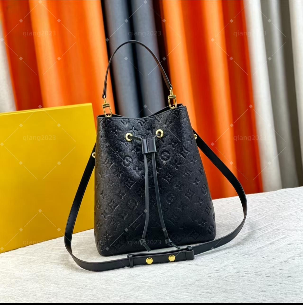 10A version supérieure NOUVEAU Sacs de qualité miroir Sac fourre-tout design Sac à main de luxe Sac seau pour femme Sac à bandoulière en cuir pou