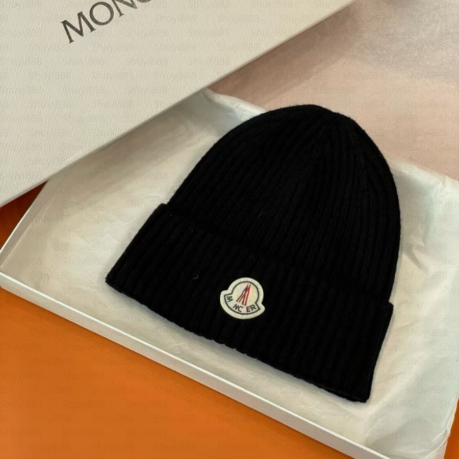 Designer Beanie women hat Luxury mens beanie Cashmere Ultra Soft Ribbed Knit Winter hat for men womens Fashion Bonnet Style Warm Outdoor Sports Skul