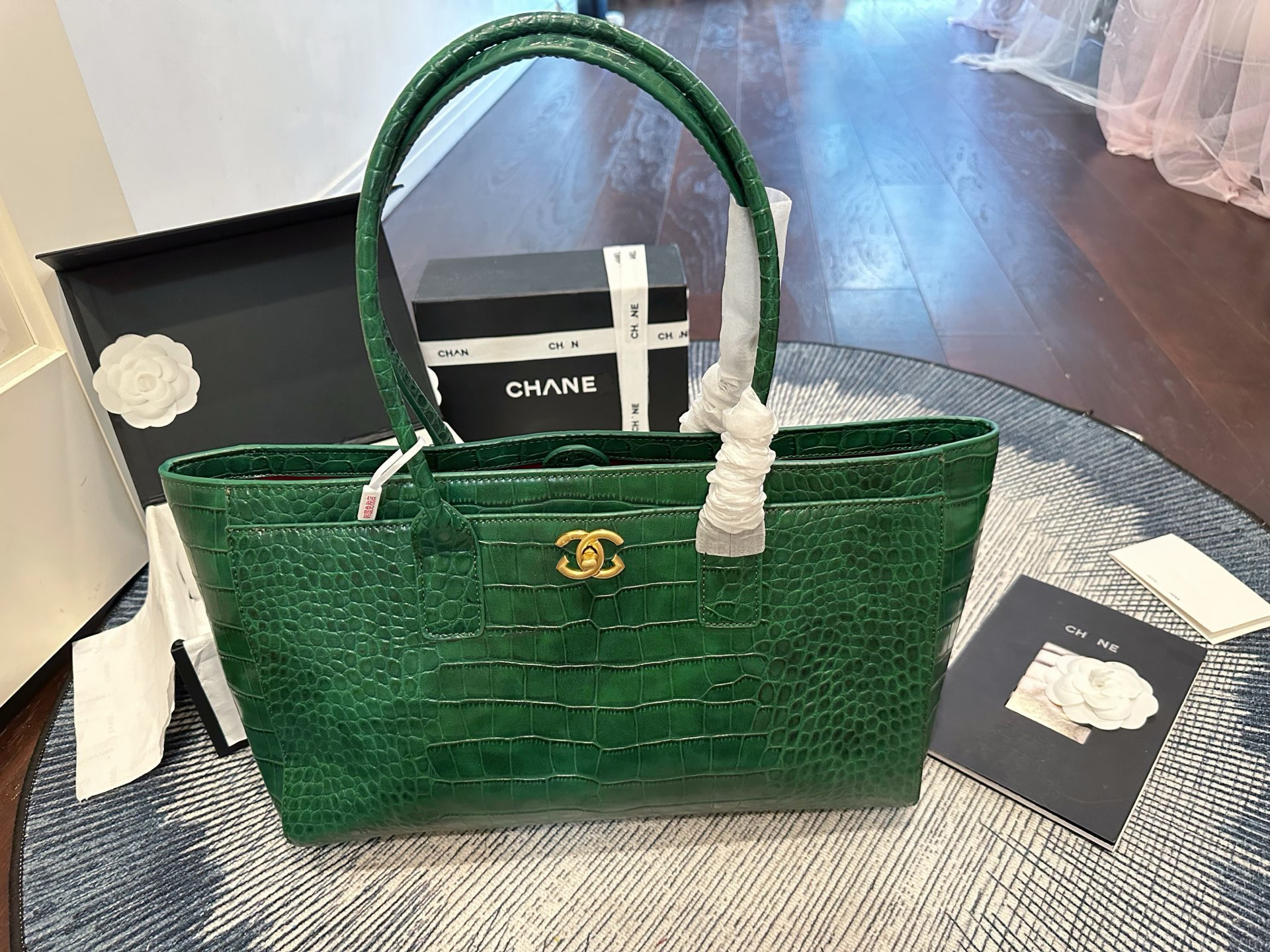 10A CC 26S Handbags Designer Bags 2026 Trends Top Quality crocodile grain Leather handbag for women 38cm shopping bag Black large capacity shoulder