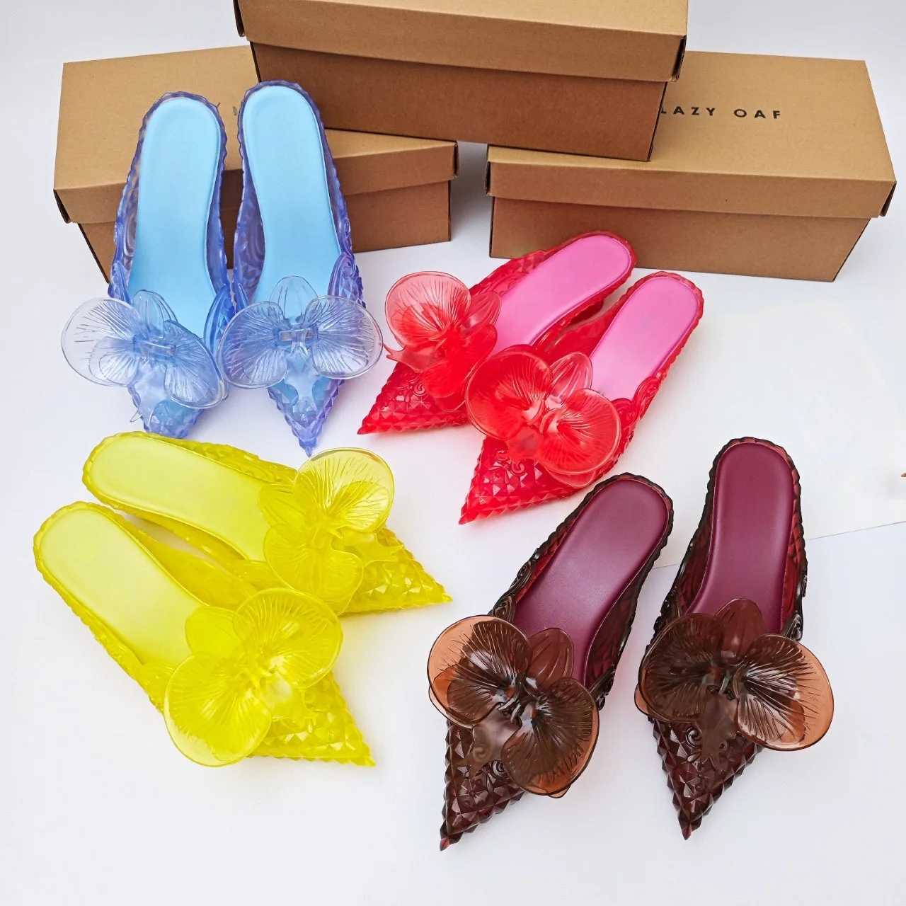 Hot Sale Women Pointed-toe Witch Low-heeled Slippers Brazil Brand Retro Ladies Candy Slides Girl Half-pack Fragrant Shoes SM311 Q261015