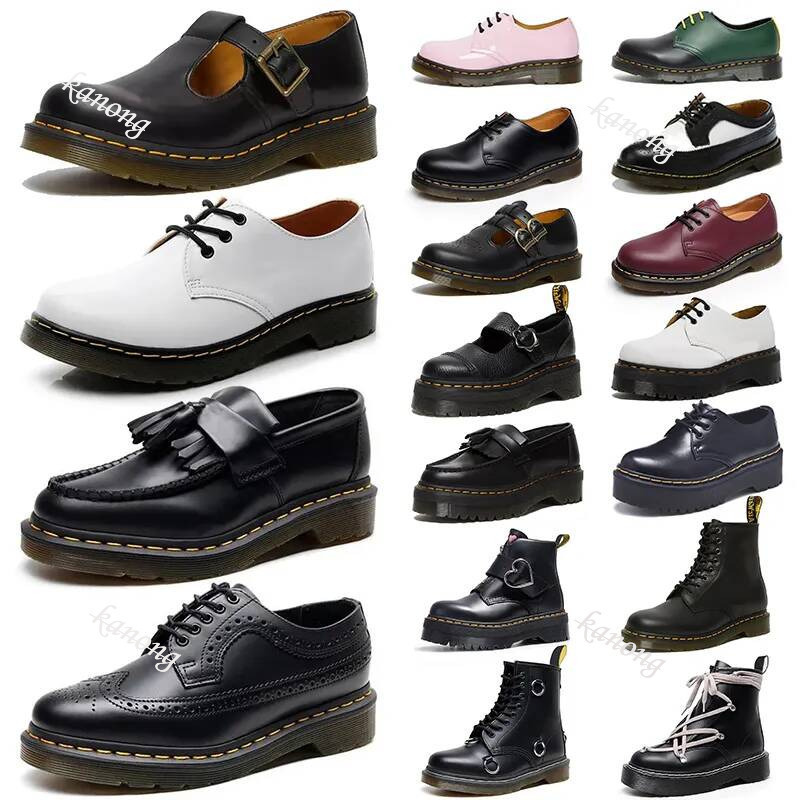 2023 New Designer Boots Pattern Doc Womens Triple Black Classic Ankle Boots Mens Sneakers Designer Platform Boot Leather Oxford Bottom