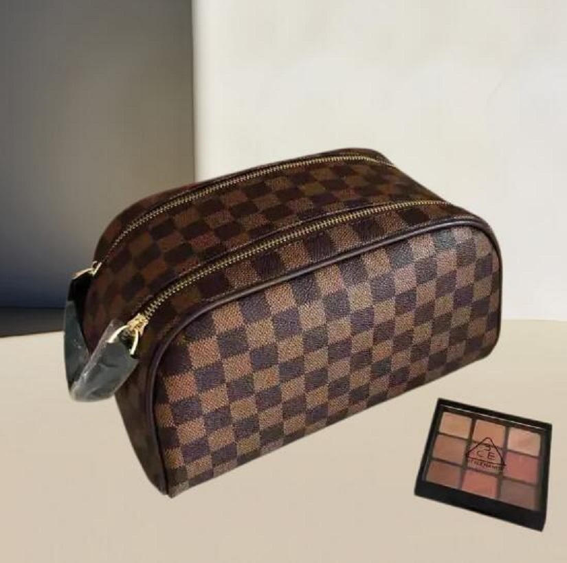 Classic Luxury Designer Bags Double Zipper Men Women Travelling Toilet Bag Wash Large Capacity Cosmetic Handbag Purse Toiletry Pouch Makeup Bag 2026