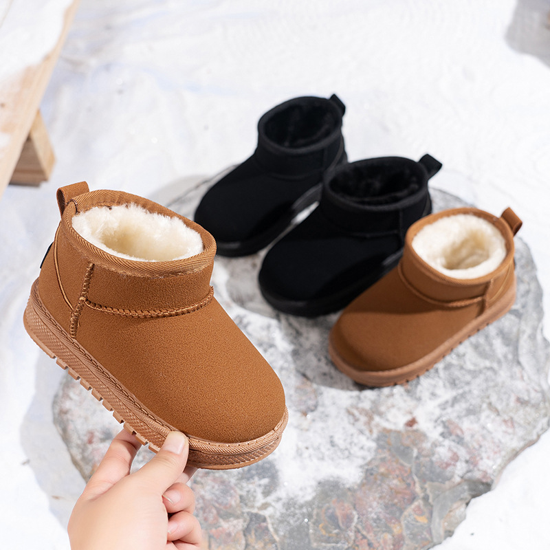 2026 Winter Hot Children's Designer Snow Boots Thick Velvet Keep Warm Waterproof and Anti Slip Short Boots for Boys and Girls