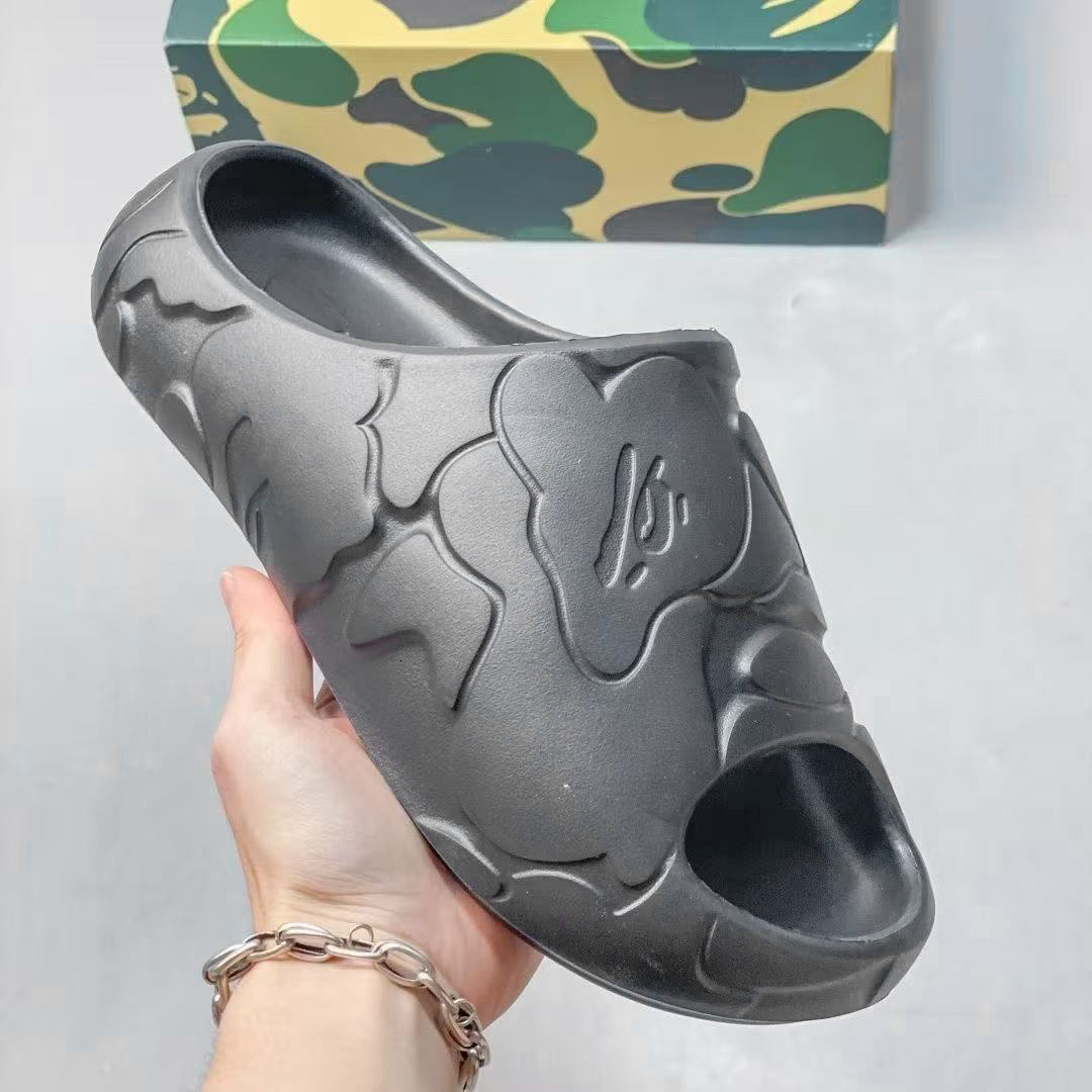 Bapees XL EXTRALIGHT Rubber slippers 2026 New Designer Home shoes apes sandal women Beach pool platform sandale men Fashion tazz luxurys embossed sl