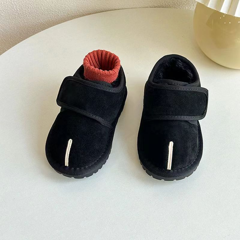 2026 Winter Hot Children's Designer Fashion Snow Boots Keep Warm Classic Anti Slip Short Boots for Girls and Boys