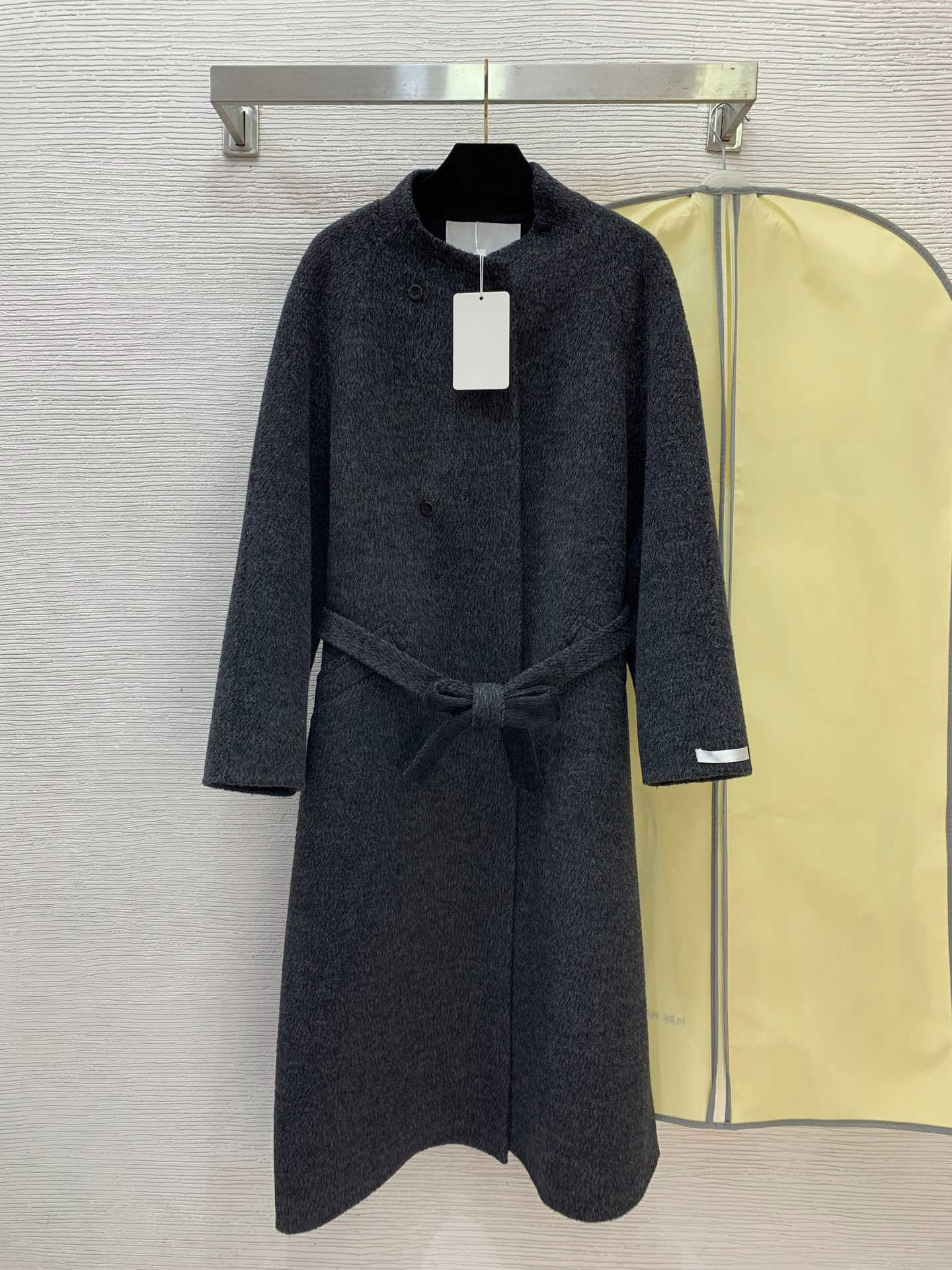 Manteau de fourrure de laine chaud Long Trench manteaux nouveau haut de gamme Simple mode bouton en vrac moyen Long manteau de laine concepteur f