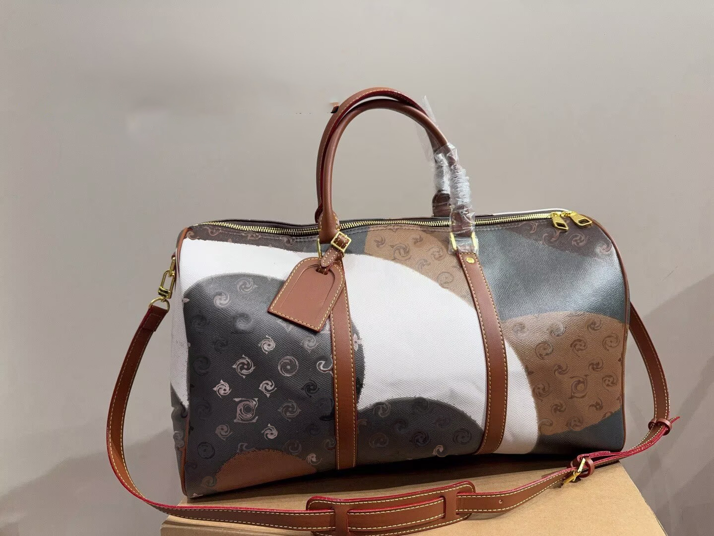 2026 Travel Sticker Bag Designer Bag Tote Bag Keepall Duffel Bags Large Luggage Bag Weekend 45 Travel Bags Vintage Handbag Double Zipper Adjustable