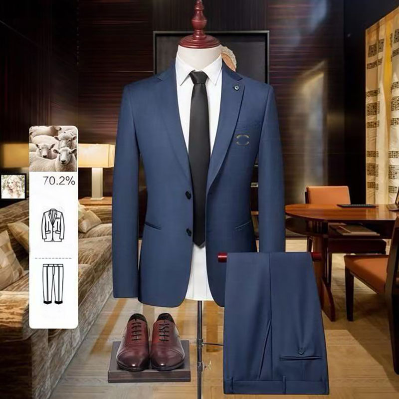 Designer men's wool blend suit set, classic fit, perfect for business formal events and weddings, comes with tie and brooch, high-quality men&#