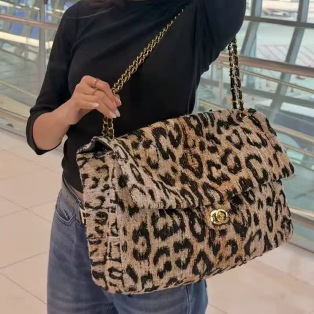 High quality CC bag Designer maxicf Caviar Large womens handbag Shoulder bag sheepskin purses New genuine Leather chain tote Cowhide Black Cross bod