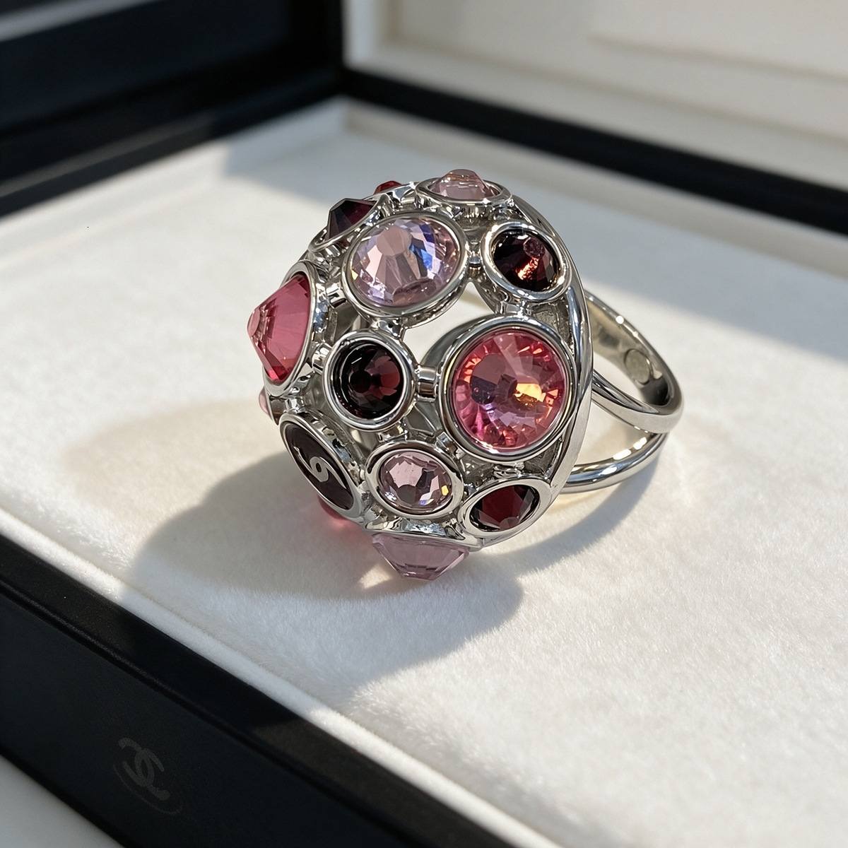 26 new models of diamond-encrusted hollow knot rings, stylish sophisticated, unique and simple, unisex design, direct from the factory Designer Fine