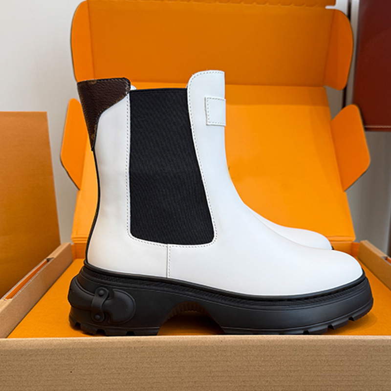 New designer Squad Chelsea Ankle Boot womans retro style white calf leather Monogram canvas border shoe upper anti slip short boots womens casual tr