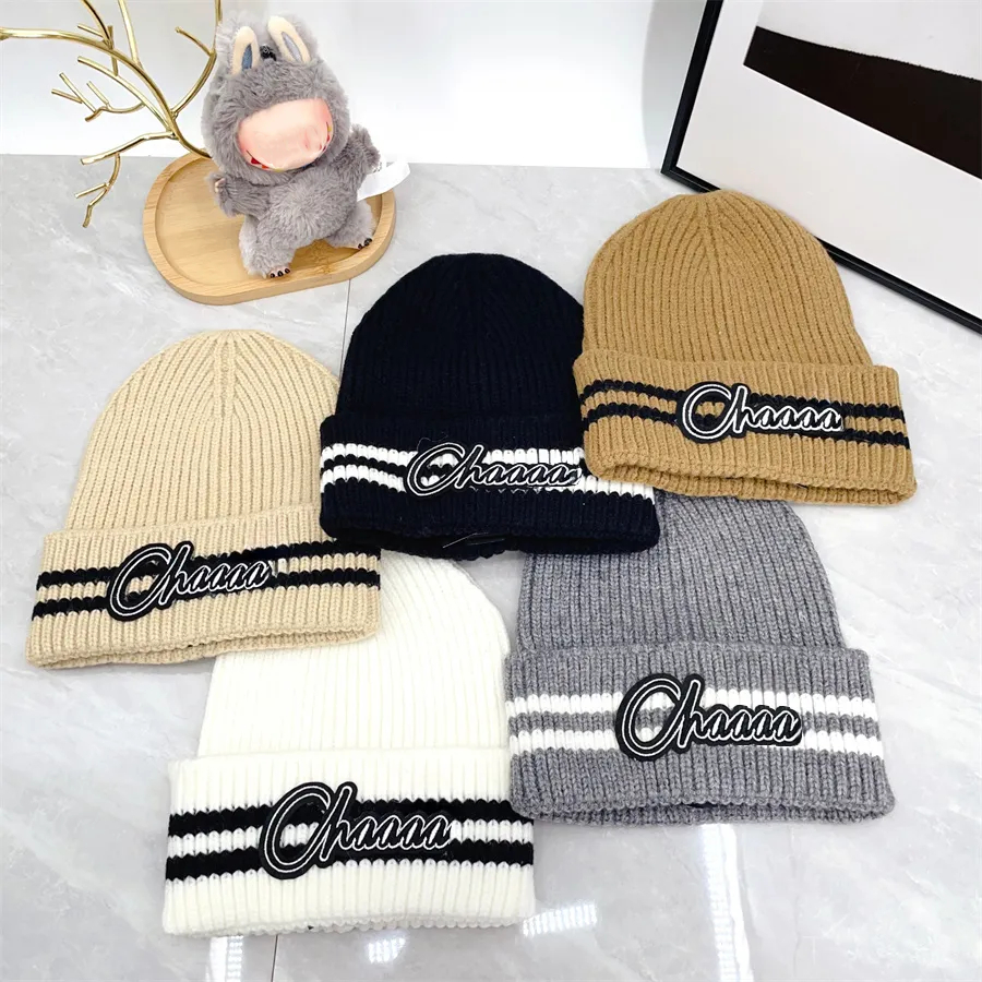 Luxury Designer Winter Beanie Wool Blend Fabric With Initials Embroidery Close Fit Soft Daily Outfit