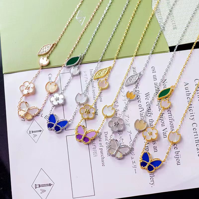 Collier trèfle en émail coquille naturelle tout nouveau collier pendentif papillon en or 18 carats pour femmes mode européenne bijoux de luxe cad