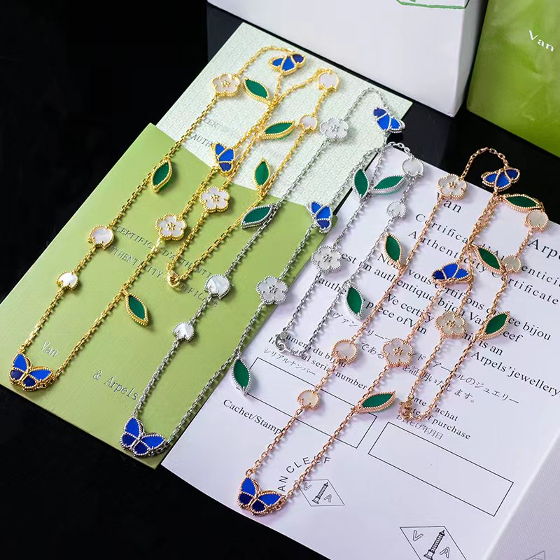 Marque Naturel Shell Trèfle Collier Nouvel Émail Papillon Long Pull Collier Européen Classique Designer Collier pour Femmes Bijoux De Luxe