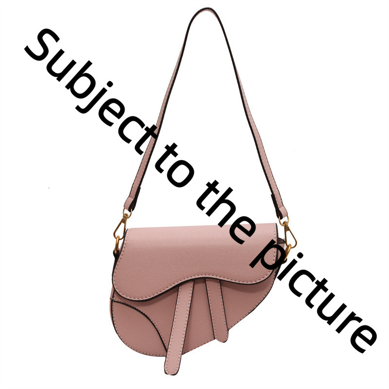 Luxury 2026 Hot Fashionable Simple Designer Underarm Versatile Style Classic Trendy Shoulder Bag for Women d50 063