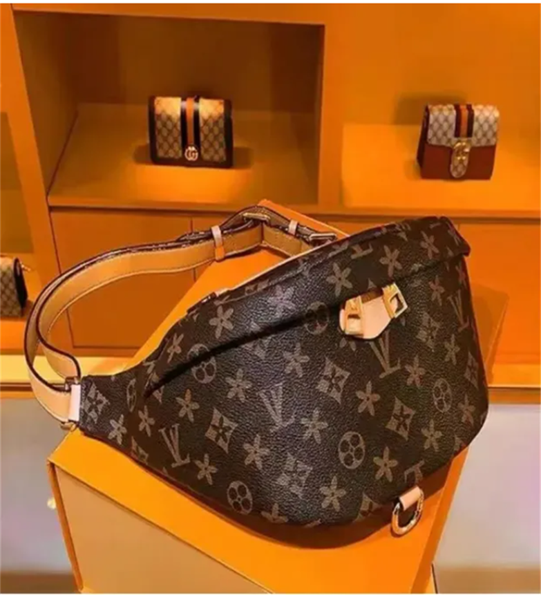 TOP Designer bag tote bag Luxury bag Womens large capacity handbag High quality leisure travel sub mother bag Beach bag Wallet V27
