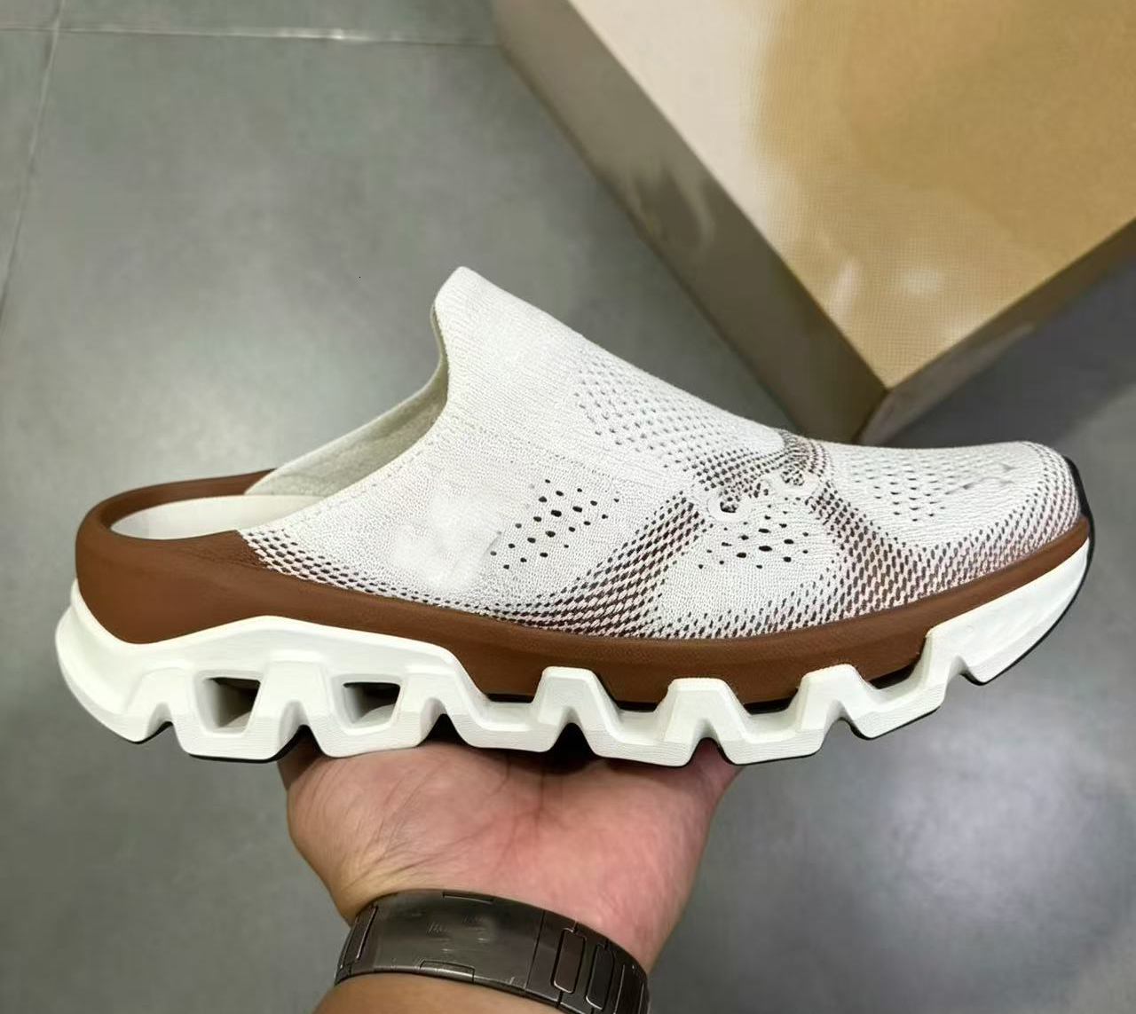 Designer men's and women's classic fashionable casual running shoes US 13 14 EUR 46 47 Plus size