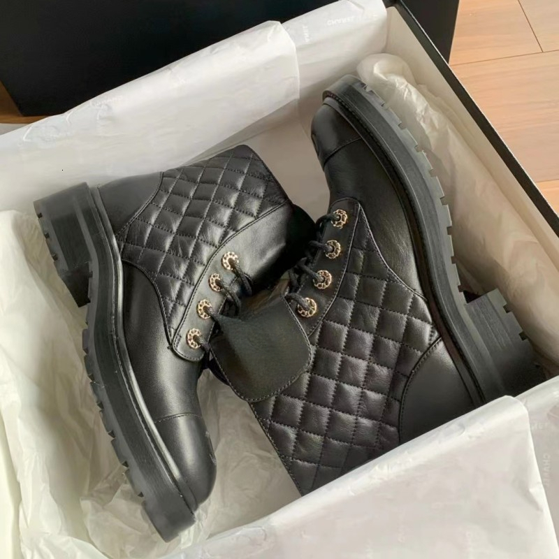 C designer shoes new Martin boots women s color blocked retro diamond grid leather short boots electric embroidery thick sole lace up fashion women