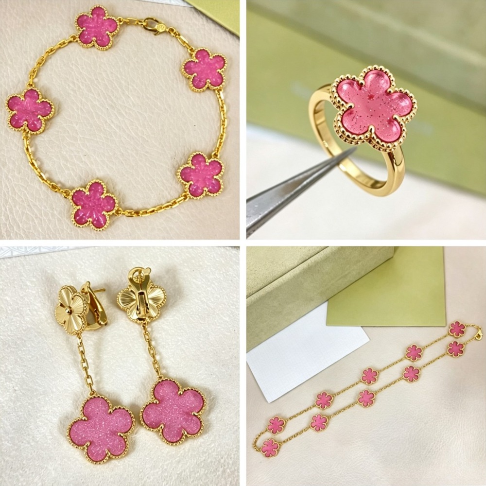 vintage four leaf clover jewelry set pink glitter enamel clover bracelet ring earring necklace 18k gold plated classic floral jewelry for women dail