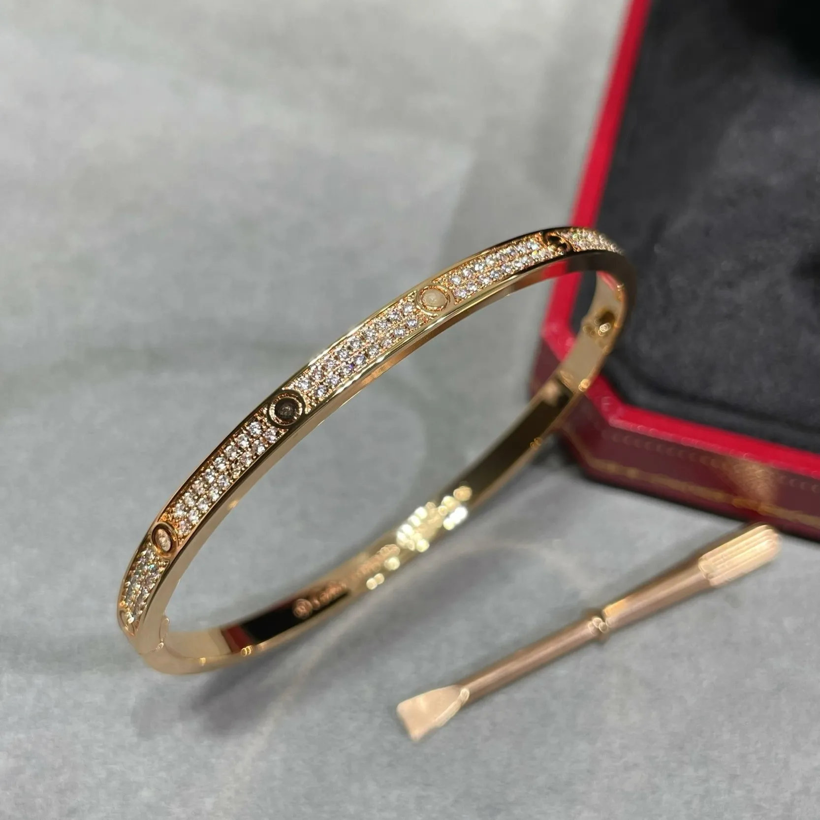 Classic Luxury Bracelet Full Diamond Copper 4mm Design Bracelets for Women Exquisite Charm Bangles Jewelry Wristband Party Gift
