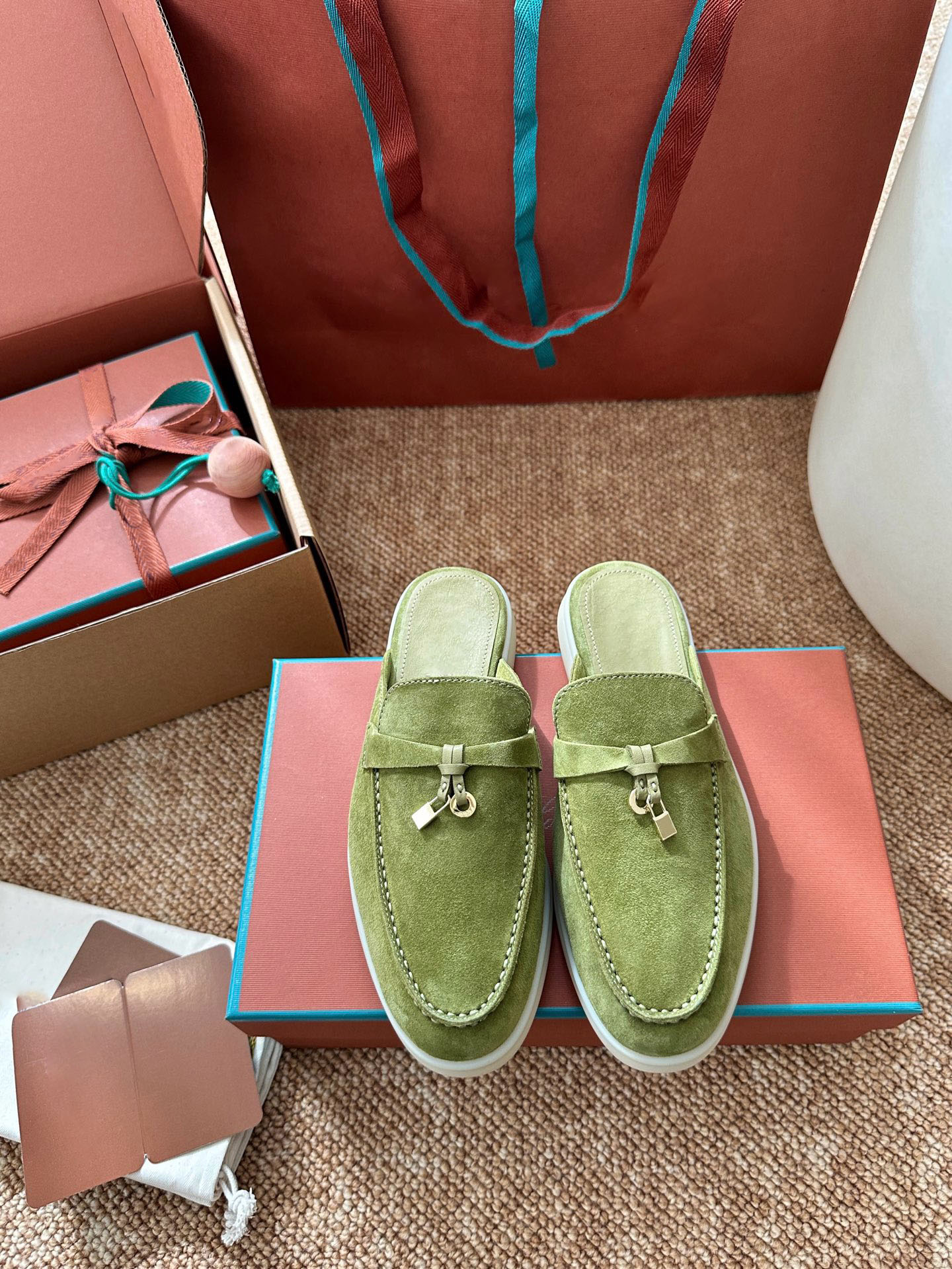 Top qualité luxe concepteur en cuir véritable daim peau de vache classique été demi glisser chaussures décontractées pantoufles