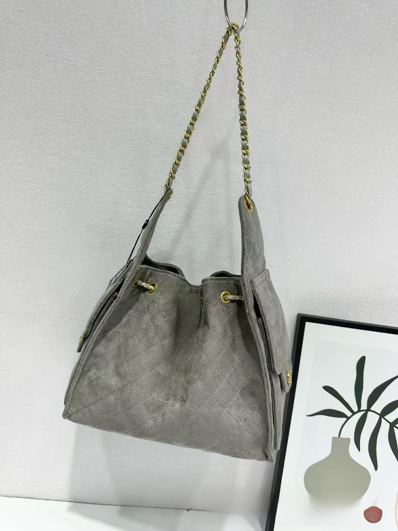 Designer Shoulder Bags for Women Chain Handbags Vintage hippie with drawstring and multiple pockets suede women's bucket bag fashion crossbody
