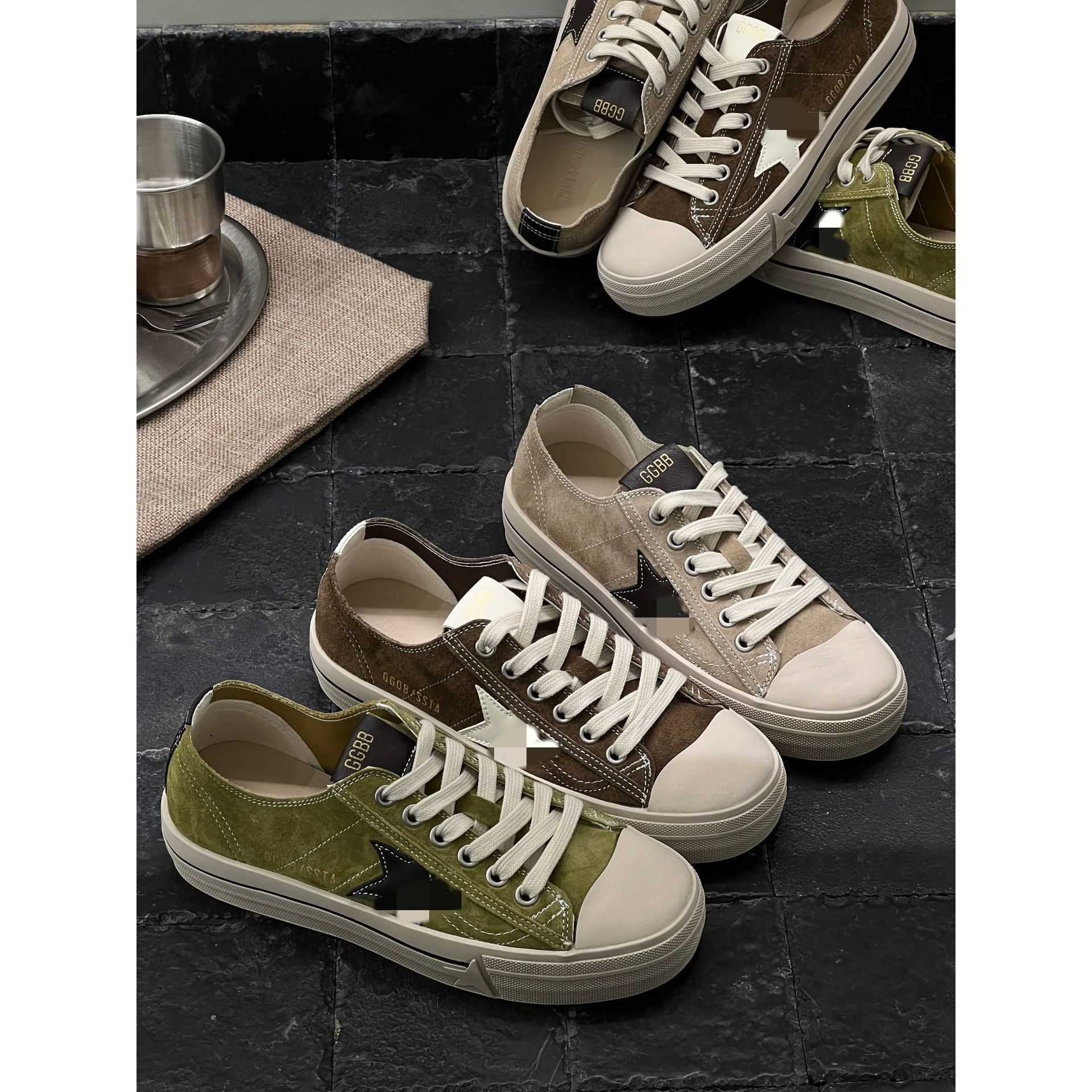 baskets en détresse à motifs étoiles pour femmes chaussures décontractées augmentant la hauteur chaussures polyvalentes en cuir véritable blanc c