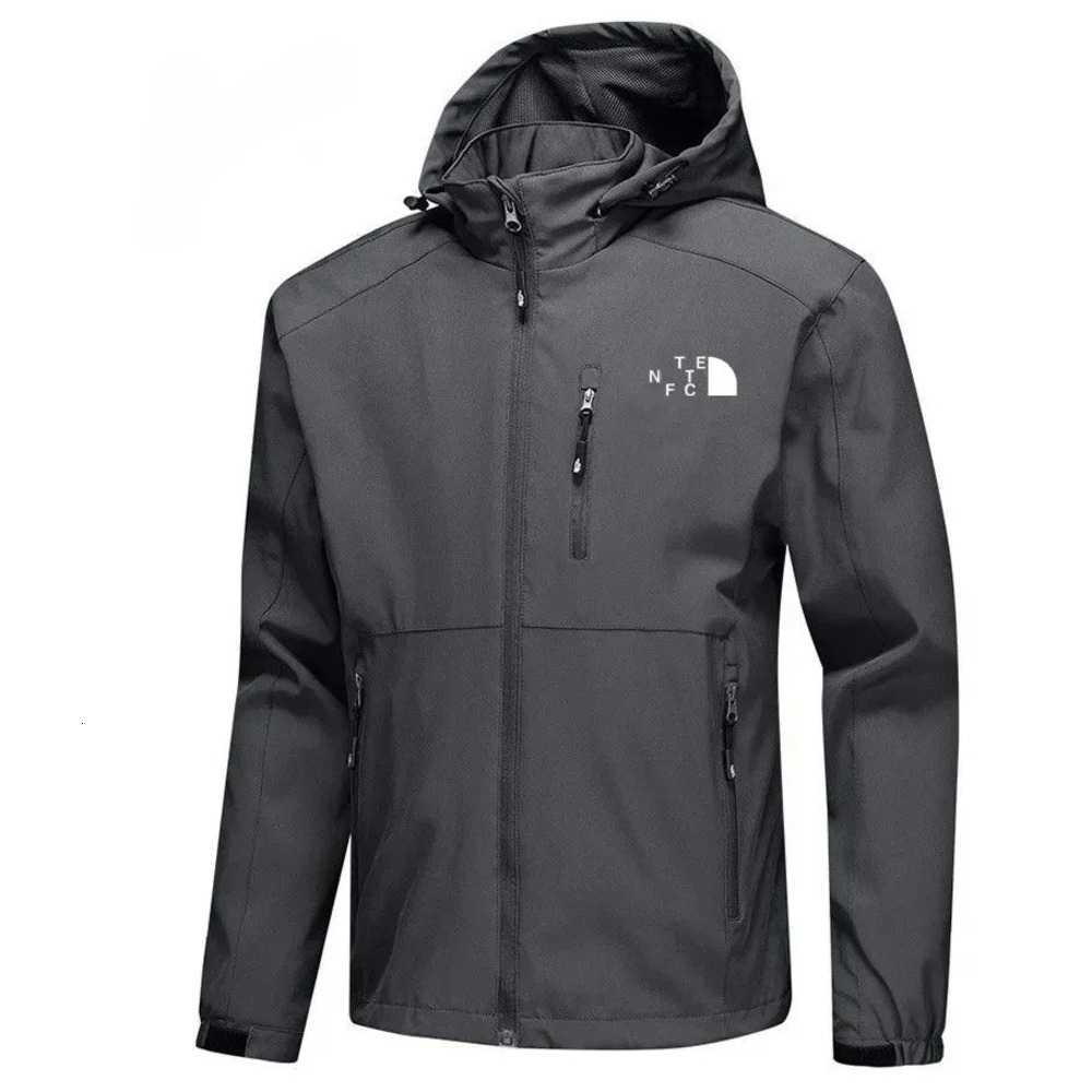 Classic Men jacket Designer Coat Spring Men Waterproof Jacket Windbreaker Rain Coat Breathable Fishing Camping Gorpcore Hooded Jackets Clothing Asia