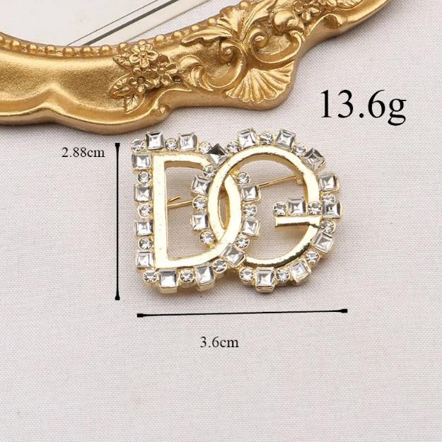 Designer Letter Classic Brooch inlay Crystal Pearl Pins Sweater Scarf Brooches For Women Girl Elegant Wedding Party Gift High Quality Jewelry Access
