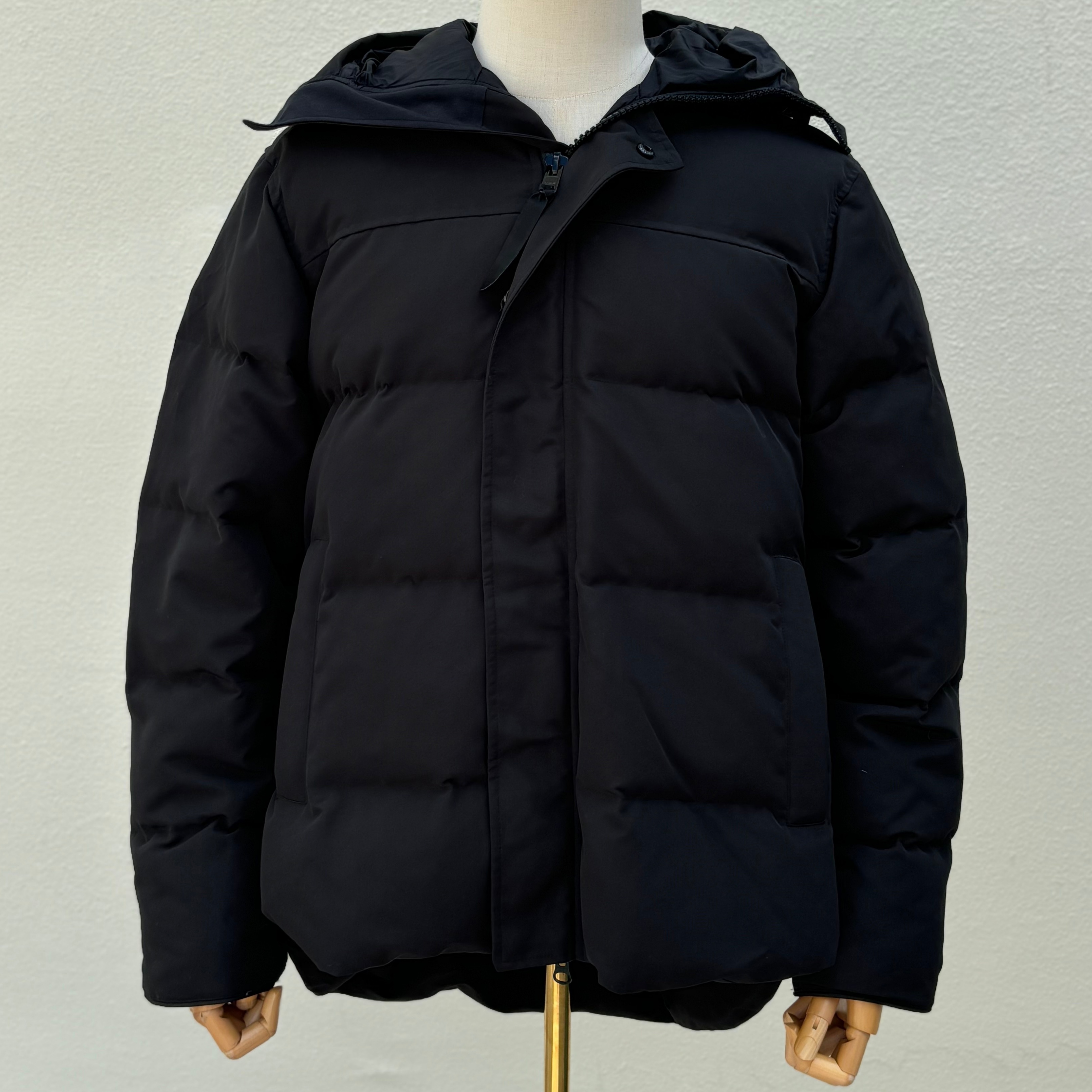 Fashion Men Designer Canadian Winter style Down Jackets Veste Homme Outdoor Winter Jassen Outerwear Big Fur Hooded Fourrure Manteau Down Jacket Coat