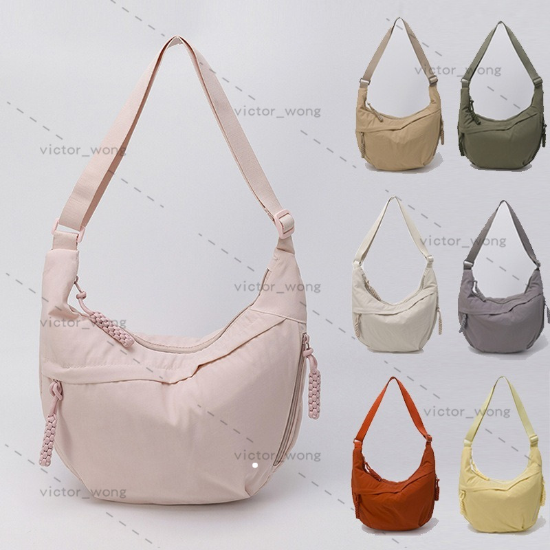 915 Women's Designer Nylon Crescent Crossbody Bag, Casual Hobo Shoulder Bag, Large Capacity Sling Purse for Daily Use