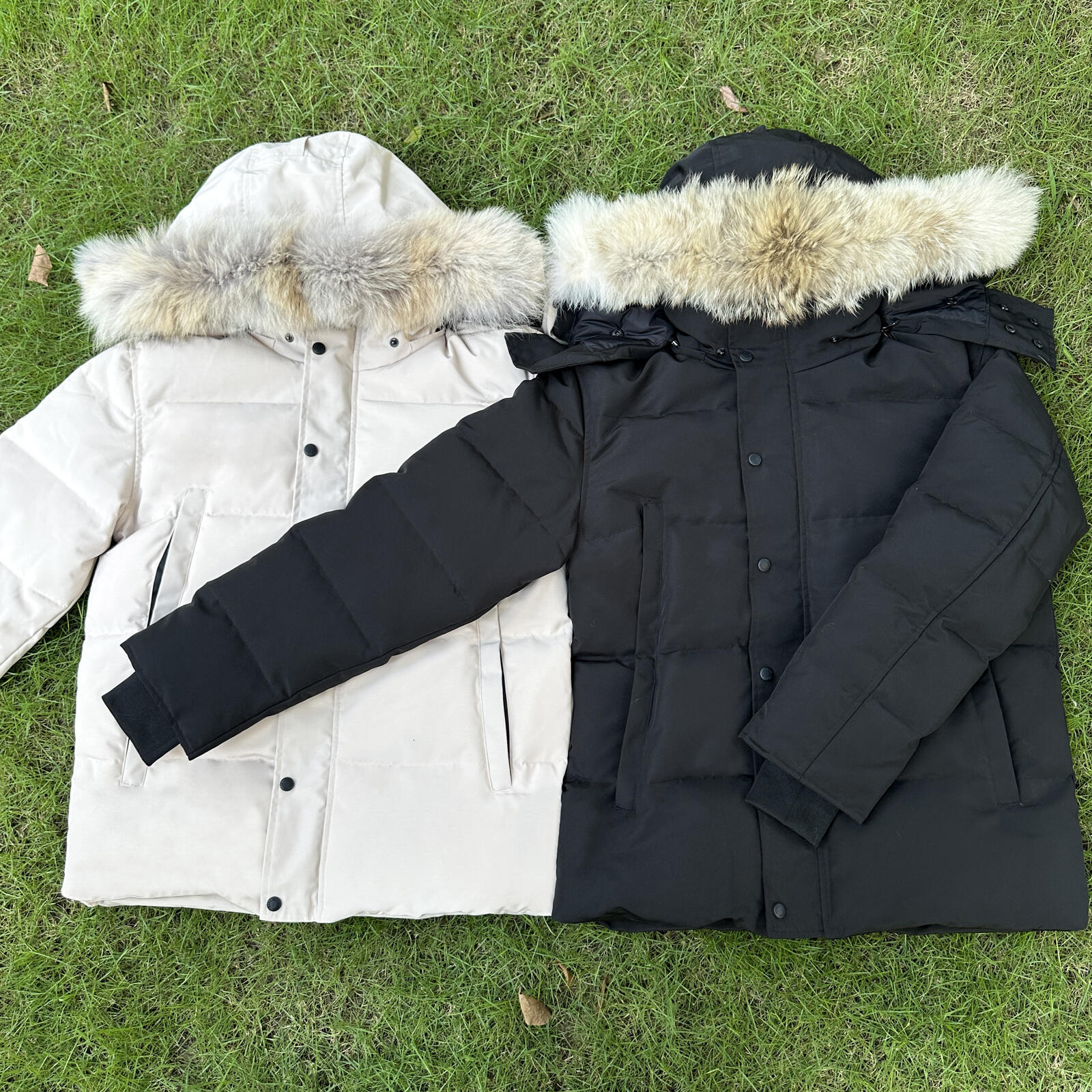Designer Mens Winter Jacket Doudoune Jacket Wyndham Parka Homme Warm Outerwear Wolf Fur Hooded Fourrure Manteau Jacket Coat Hiver Black Badge Jacket