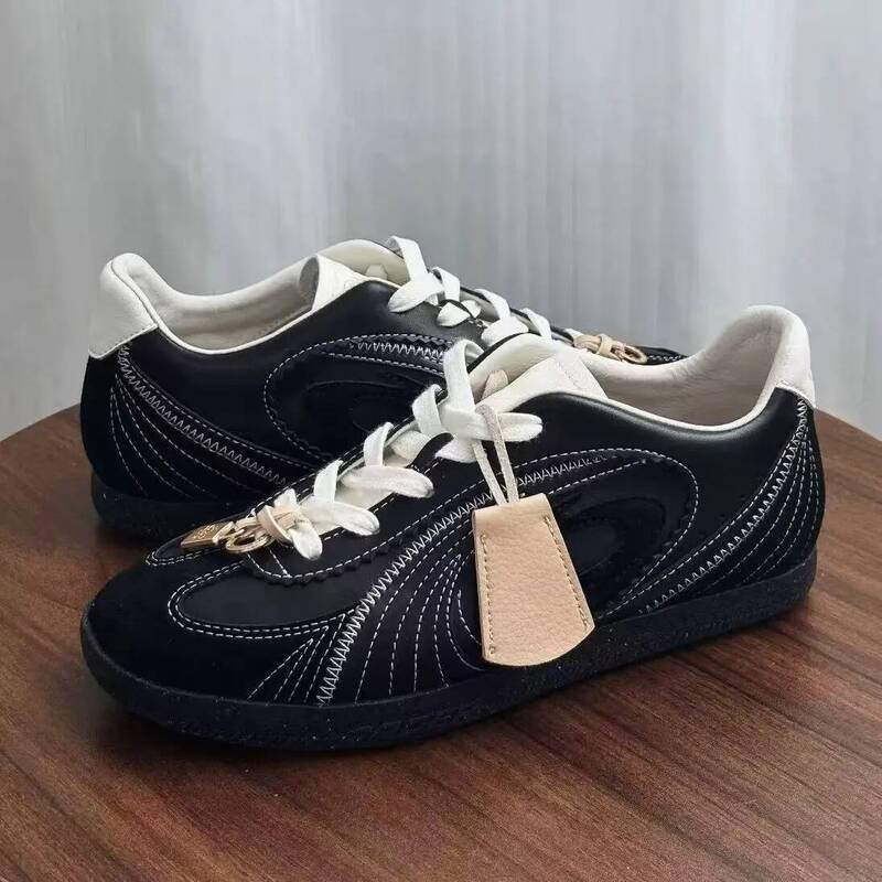 Light Luxury Retro Low Top Casual Sports Men Women Suede Coffee Colored Board Breathable Non slip Durable Leather designer Shoes 008