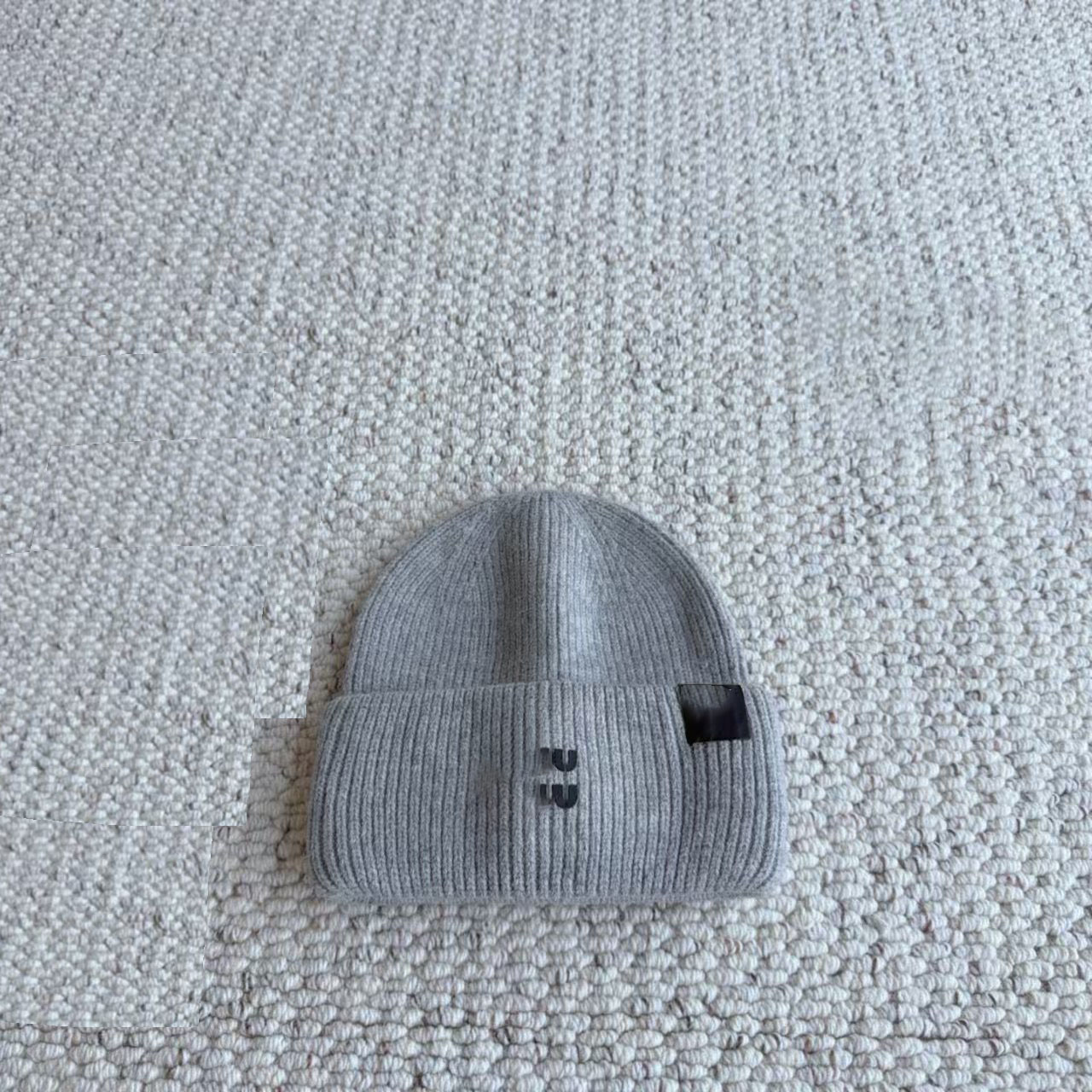 2026 New Fashion Designer Patch Knit Unisex Men's and Women's Winter Warm Sports Hip hop Beanie Brim Hat
