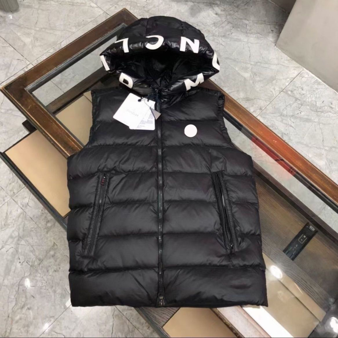 jacket women Ladies Shiny Hooded Down Puffer Vest Zip Up Sleeveless Gilet Warm Winter Coat Casual Travel Vacation Daily Streetwear Outerwear