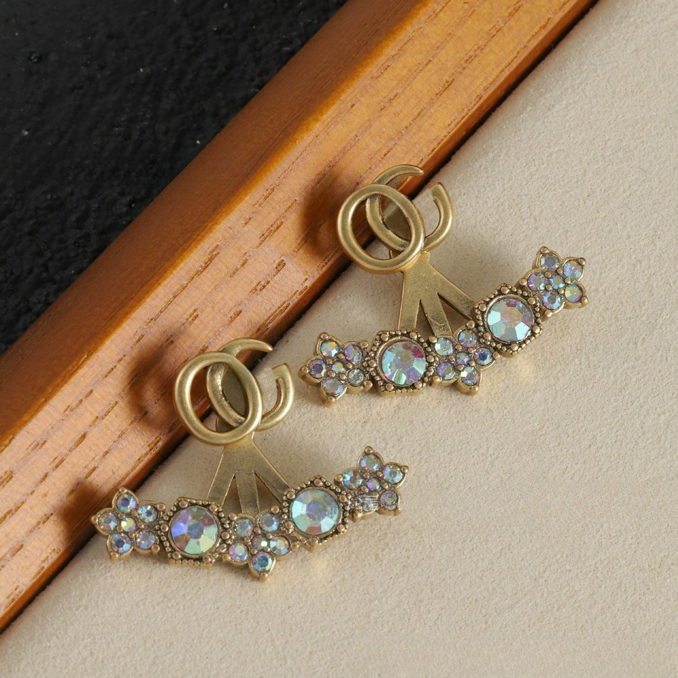 New G Vintage letter-colored diamond Flower stud earrings temperament Fashion Jewelry Designer Earrings