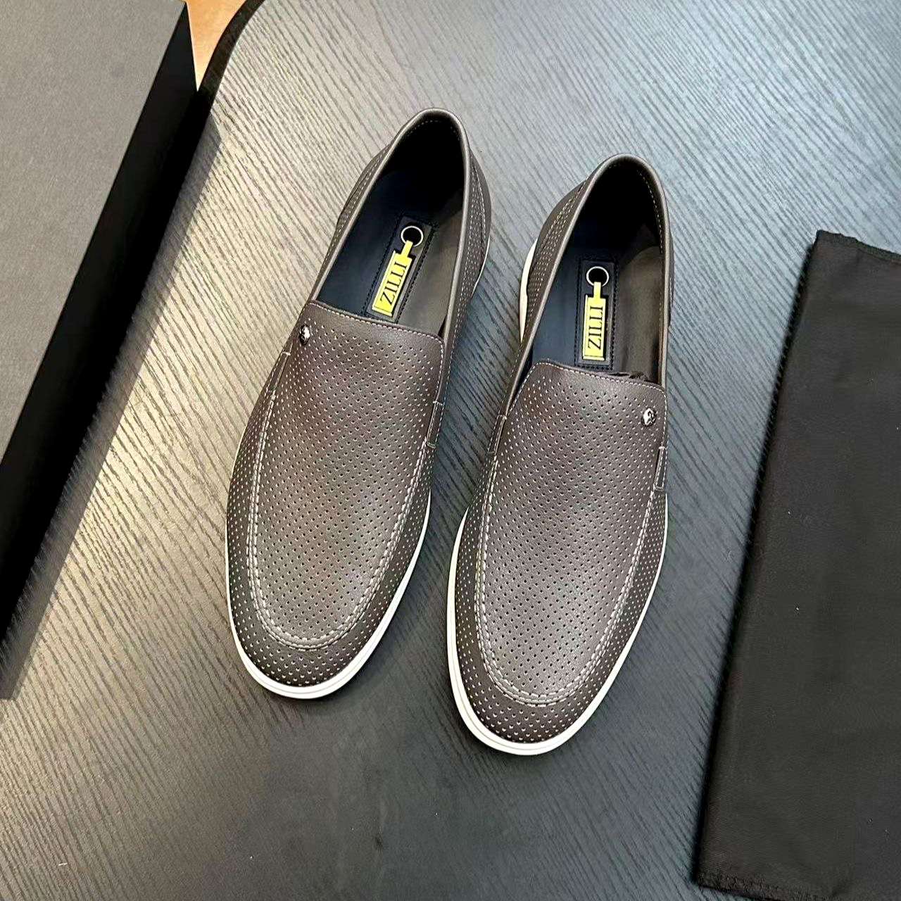 Top quality Genuine Leather dress shoe New low top moccasin men run Breathable ZILLI casual sneaker Outdoor loafer luxury Designer Business High end