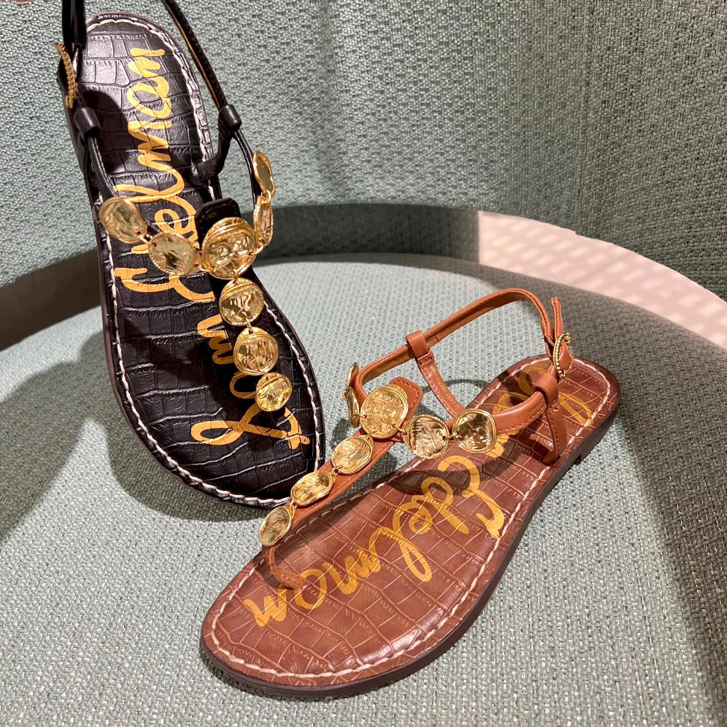 Croc Embossed Leather Sandals Summer womens Coin casual shoe Top quality thong Outdoor luxurys Sam Edelman Gigi Ray slippers Retro Flip flops Toe cl
