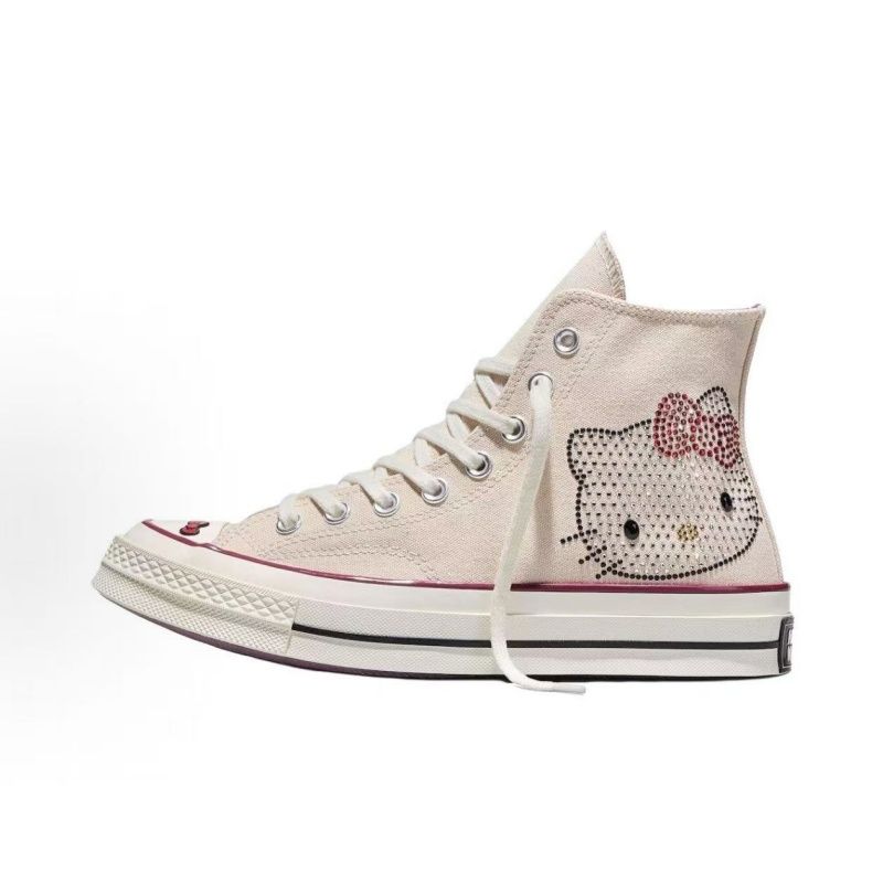 Converse x Hello Kitty x Swarovski Triple Collaboration Chuck 70 High Top Canvas Shoes Mi White Comfort Fit Strass Baskets décontractées Unisexe