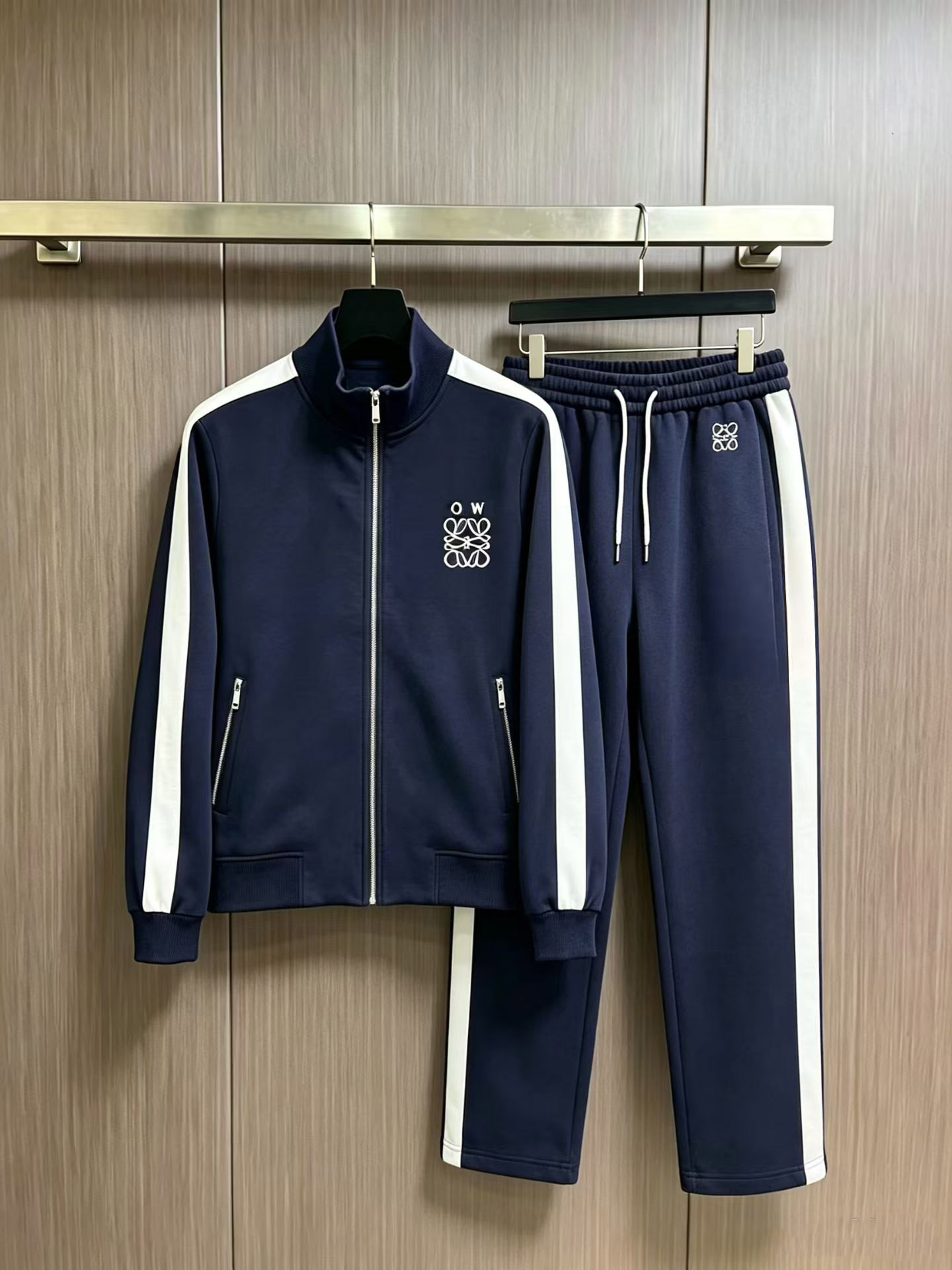Luxury Autumn Winter Designer Clothes Mens Tracksuits Sportswear Mens Jogging Suits Hoodies Sweaters Casual Sweatshirt Sets Clothing