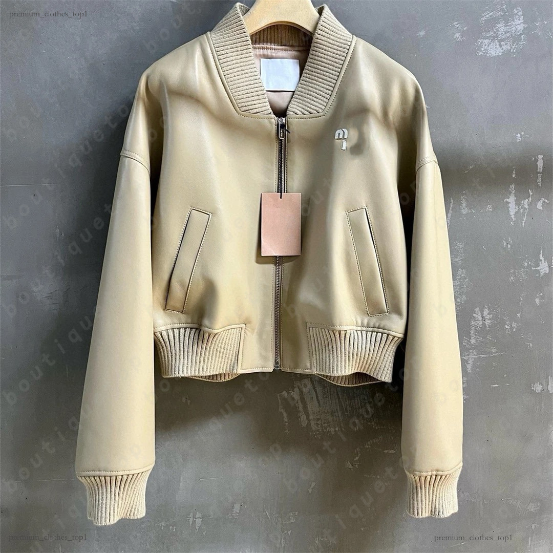 Niuniu Designer Balances Minimalist Miu Coat For Cropped Bomber Jacket Relaxed Dropped Shoulder Brings Casual Retro Street Fashion Wearing Vibe 3Ef