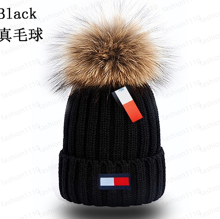 Luxury Designer Pom Pom Ribbed Knit Beanie Unisex Winter Warm Hat French Minimalist Classic Bonnet High Quality Casual Daily Caps for Men Women Girl