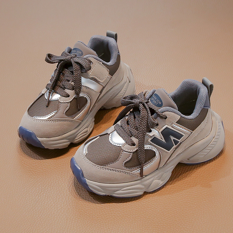 Designer 2026 Autumn New Running Children's Casual Shoes Lightweight Soft Bottom Student Classic Sports Shoes
