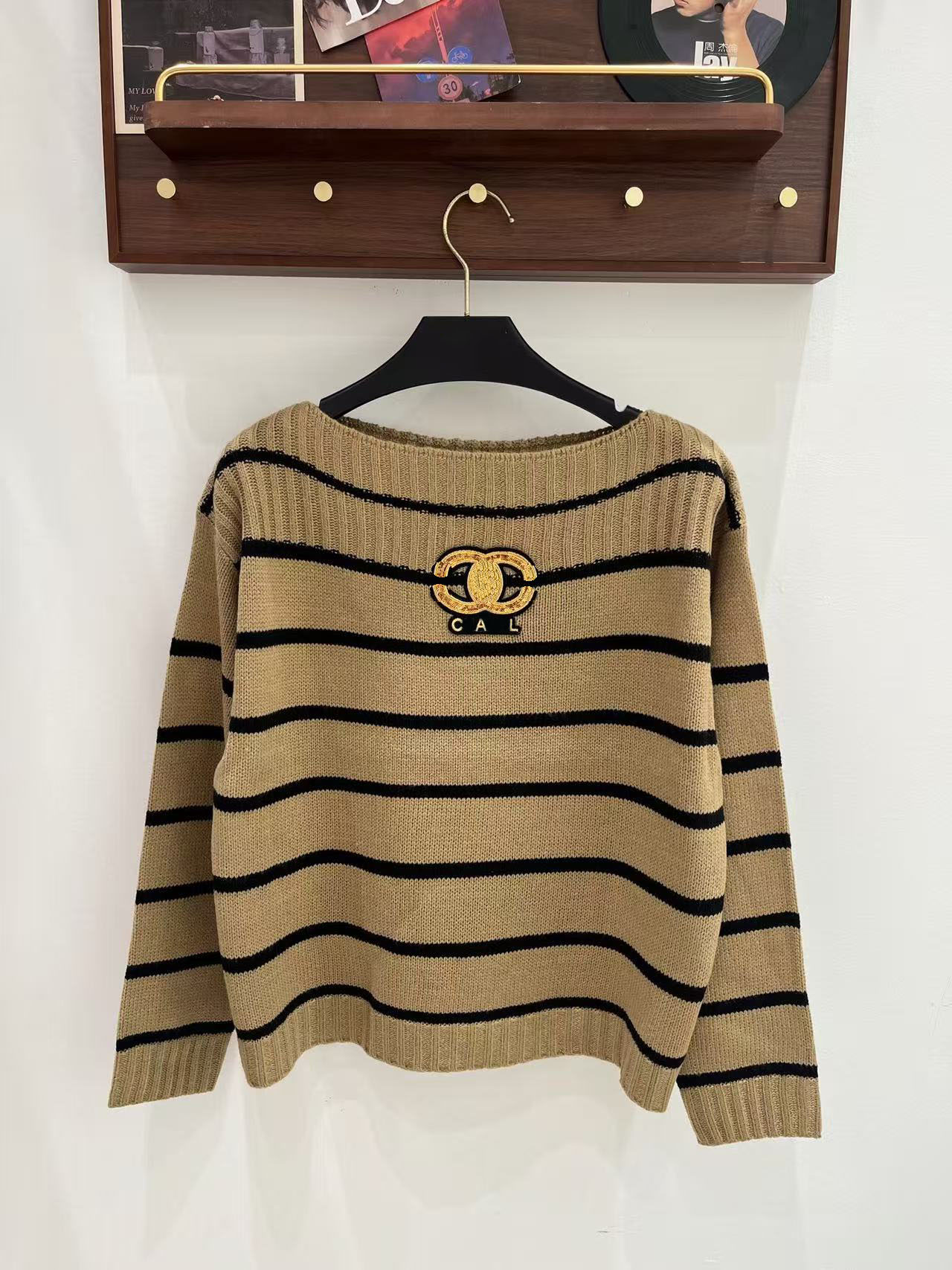 2026 New Korean Style Slimming and Versatile Long-Sleeved Women's Casual Top, Base Layer, Knit Sweater