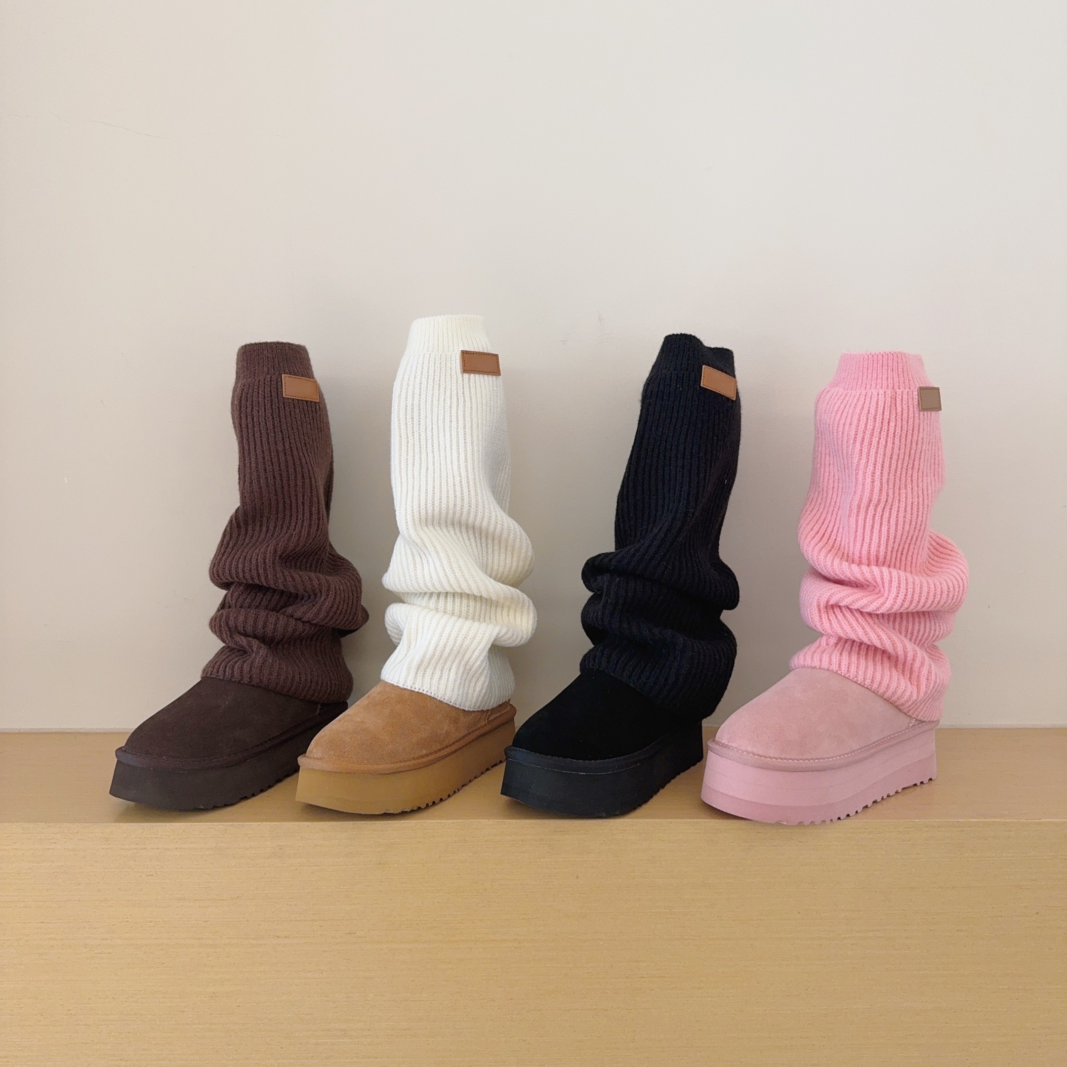 Womens Knit Leg Warmer Boots Designer Winter Snow Boots Outdoors Slouch Sock Boots Thick Bottom Casual Fashion Boots Brown White Black Pink Size 35-